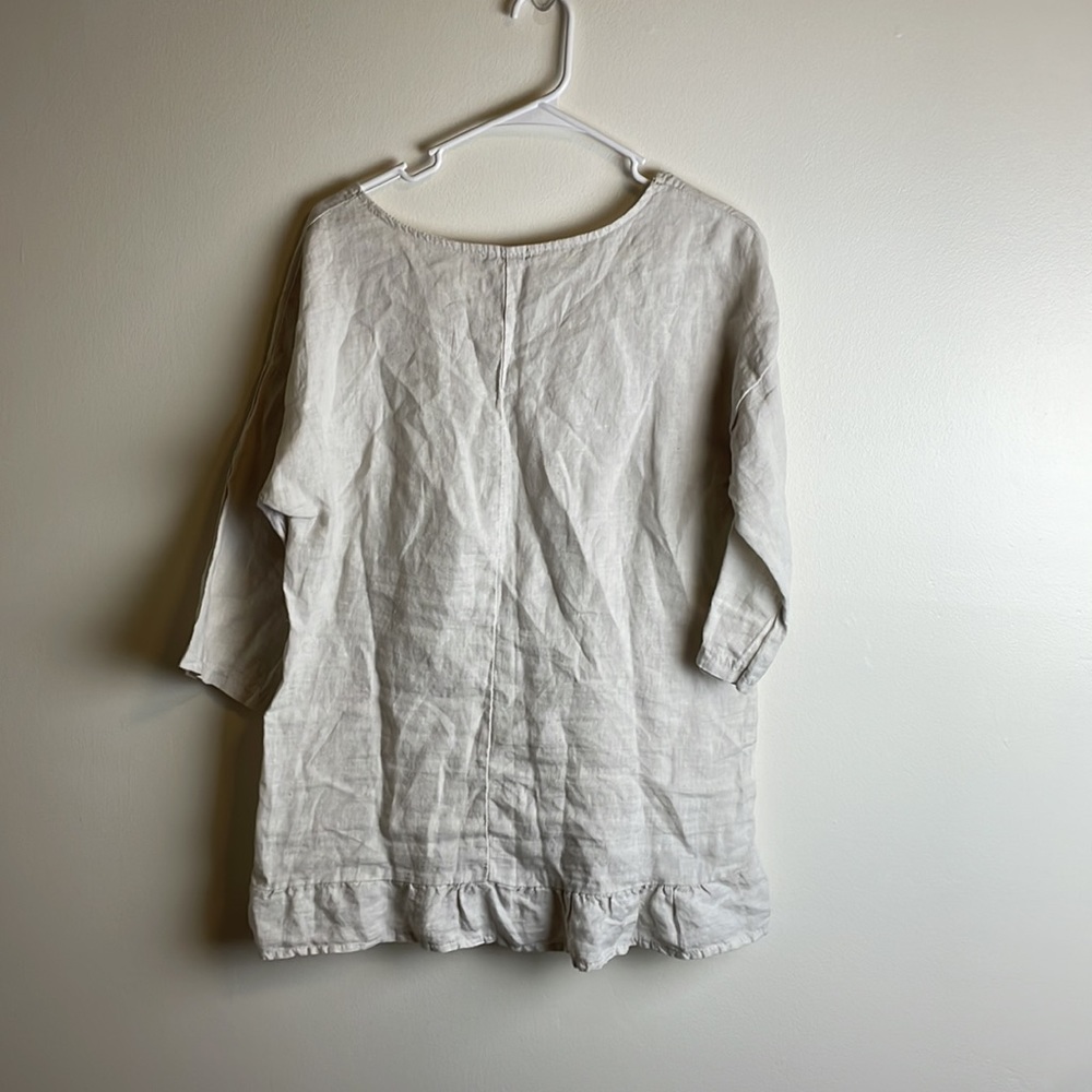 Lungo L'arno Beige Linen Top - Picture 2 of 3